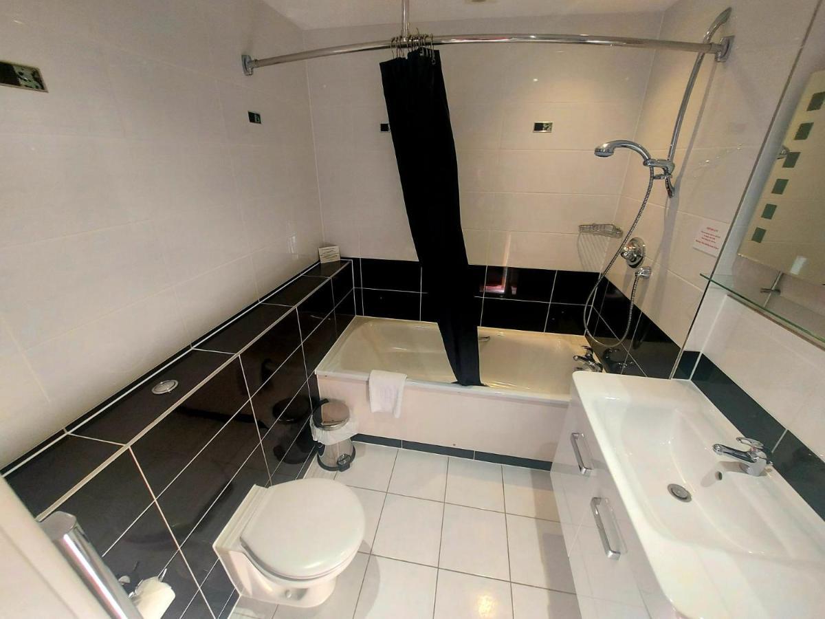 The New Admiralty Hotel Ltd Portland Esterno foto